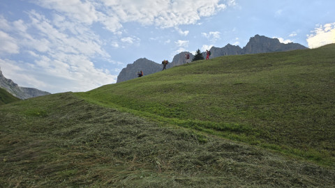 2025-07-19-AV-Berghaus-Sulzfluh-Parkplatz-4